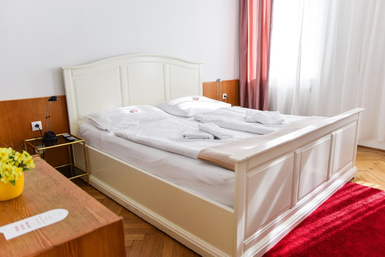 Pension Riedl Вена Экстерьер фото